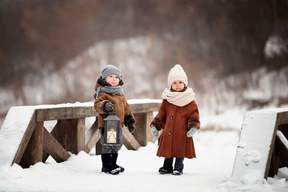 10 Great Ideas for Your Winter Family Photos